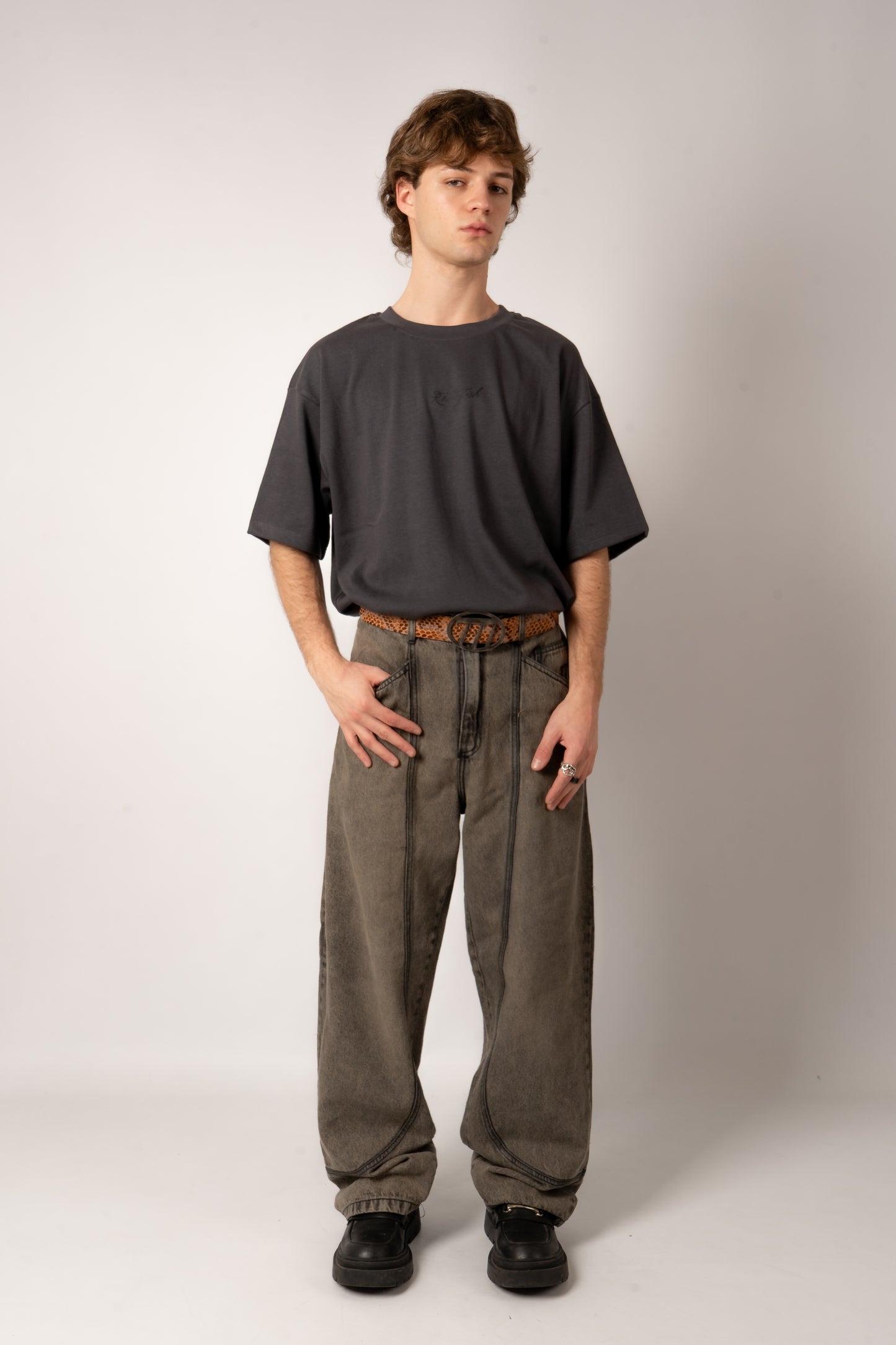 Pantalón Denim Costuras
