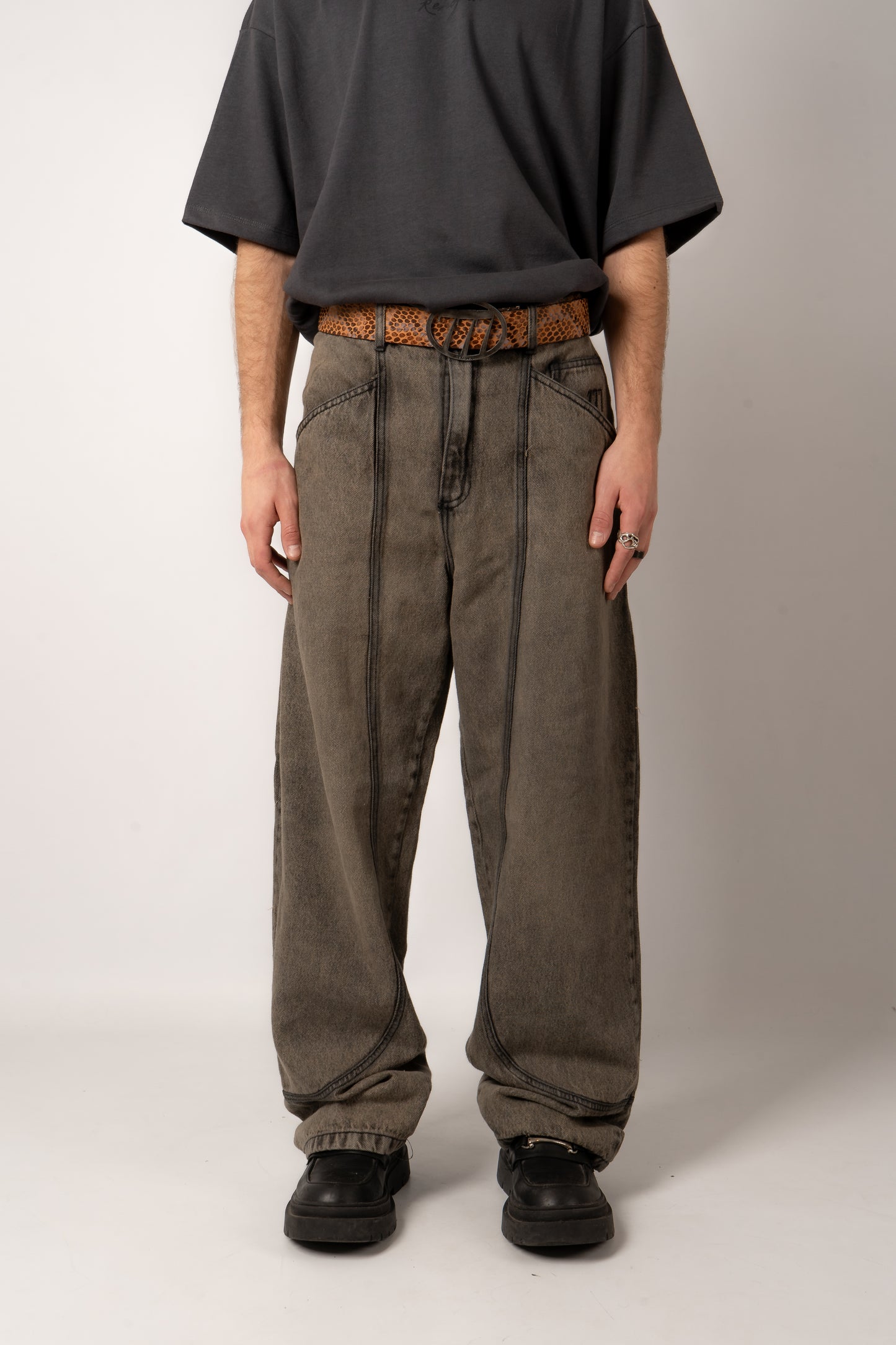 Pantalón Denim Costuras