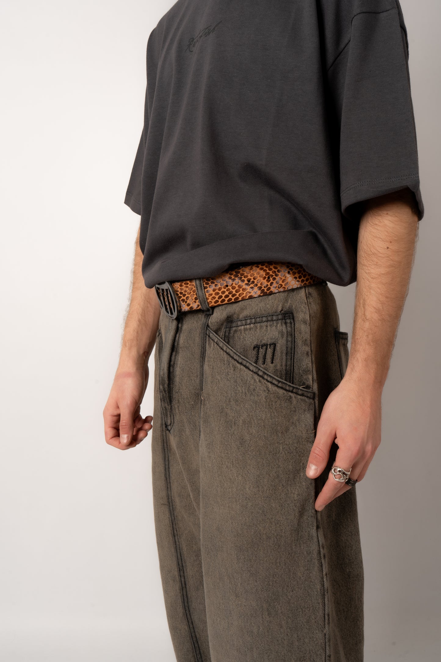 Pantalón Denim Costuras