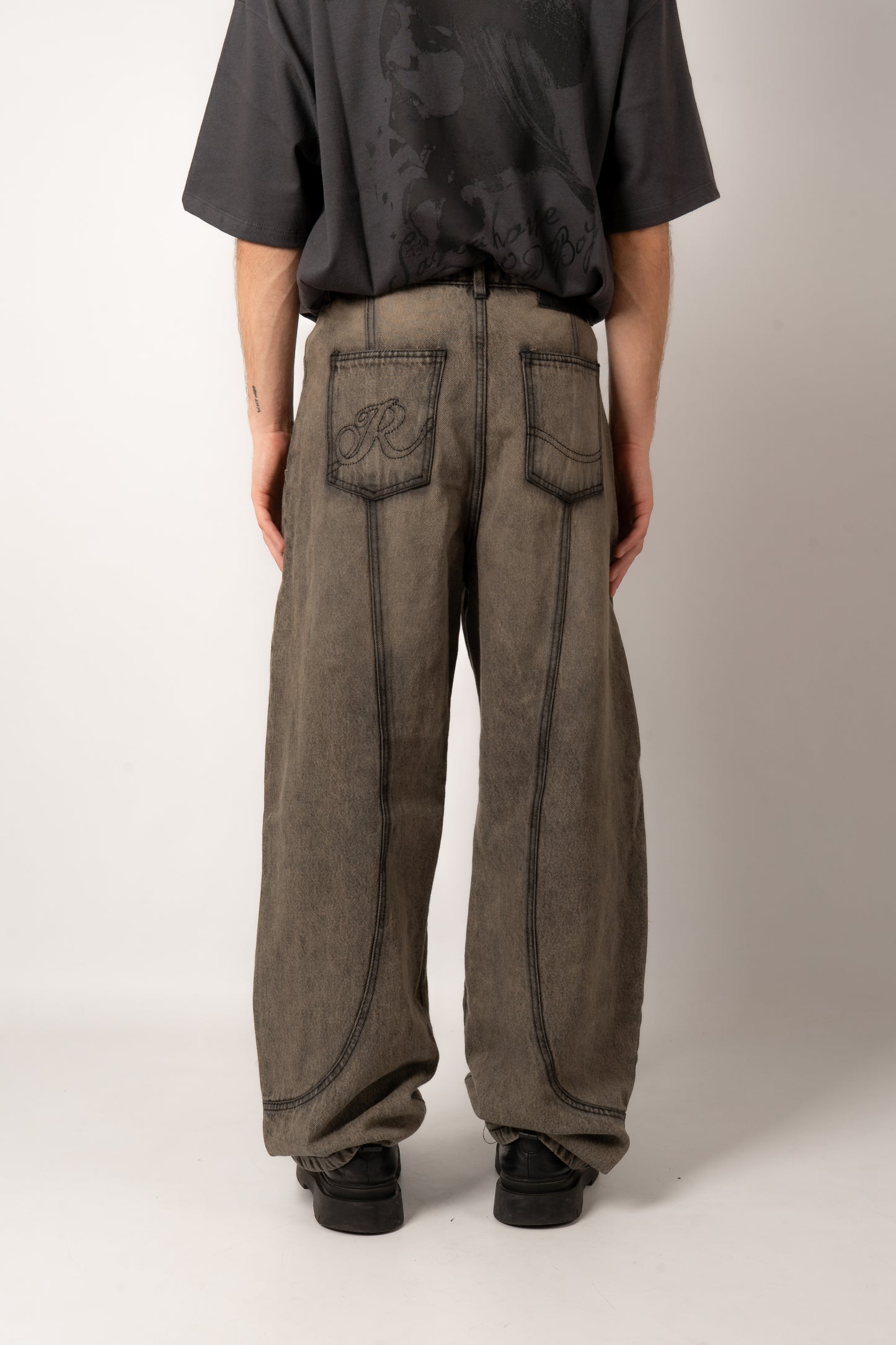 Pantalón Denim Costuras