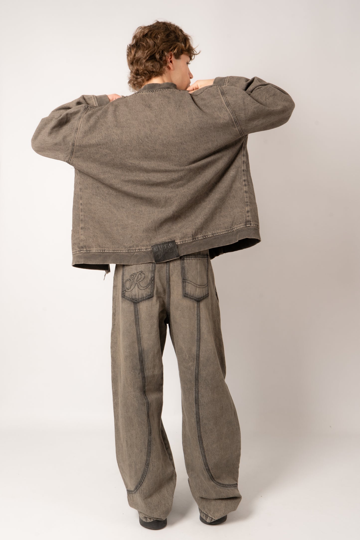 Pantalón Denim Costuras