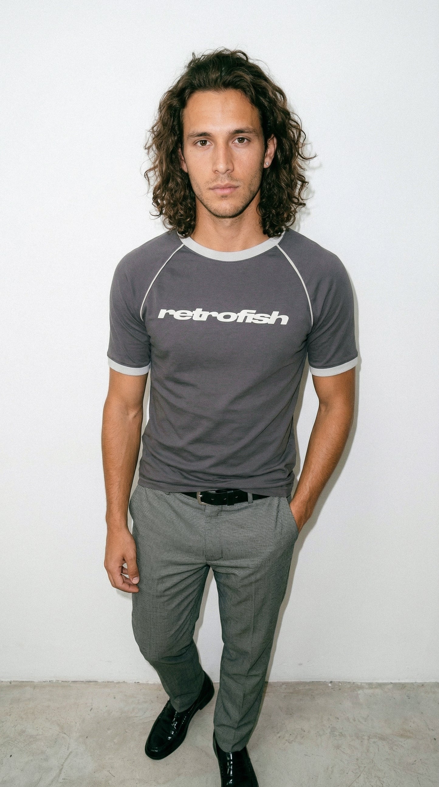 Remera Ringer Stamp Gris