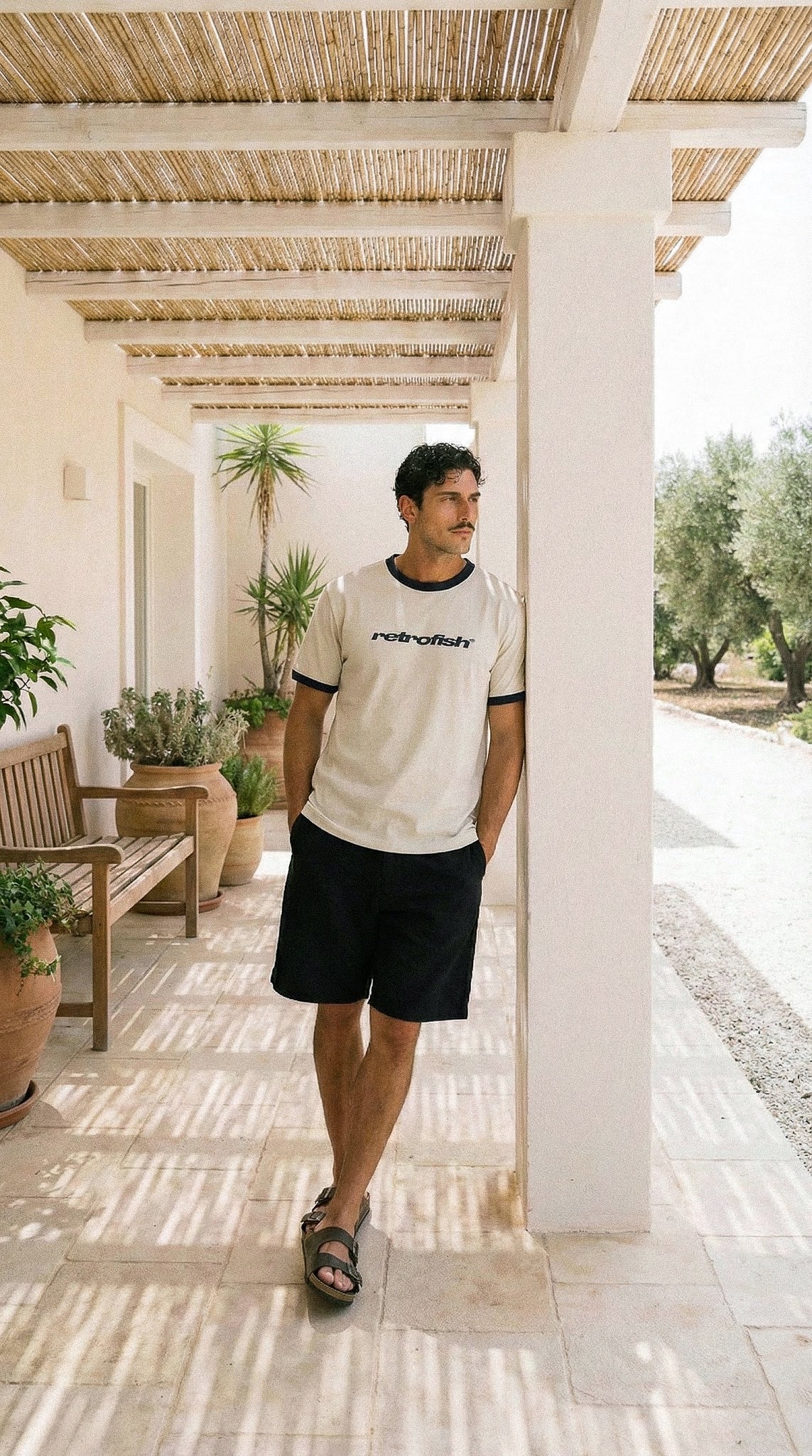 Remera Retrofish Core Crudo