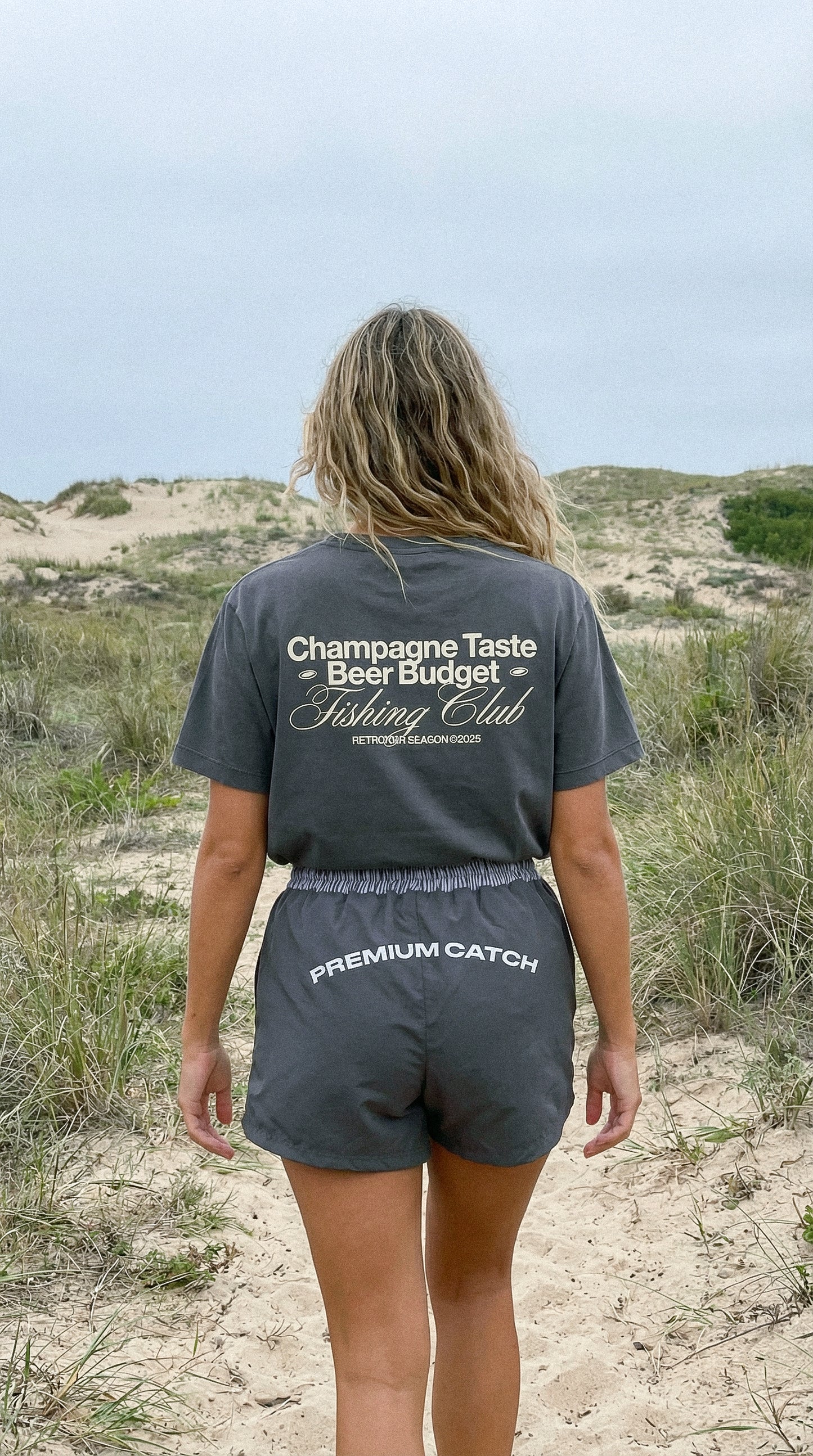 Remera Beer Budget Gris